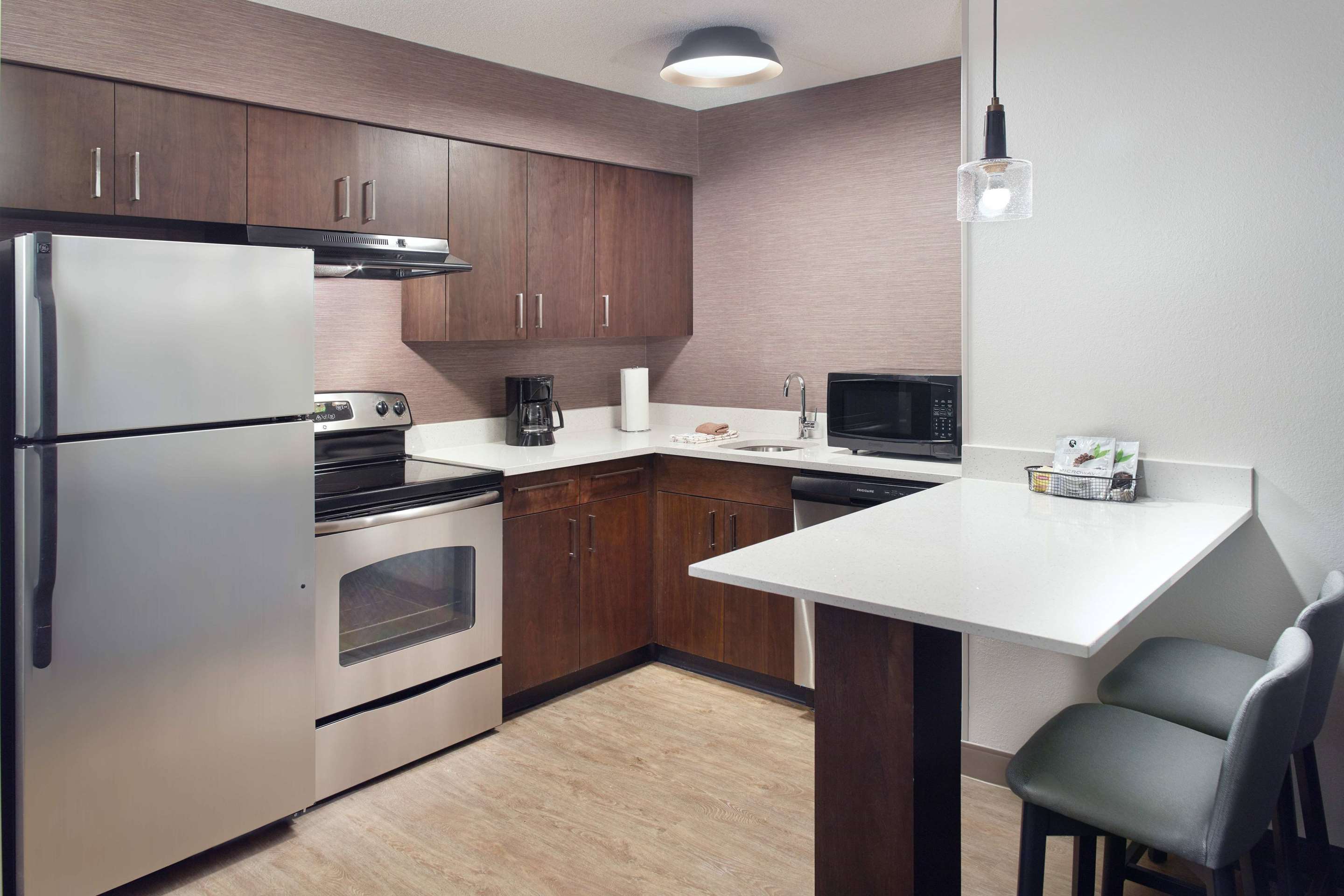 Suite kitchen