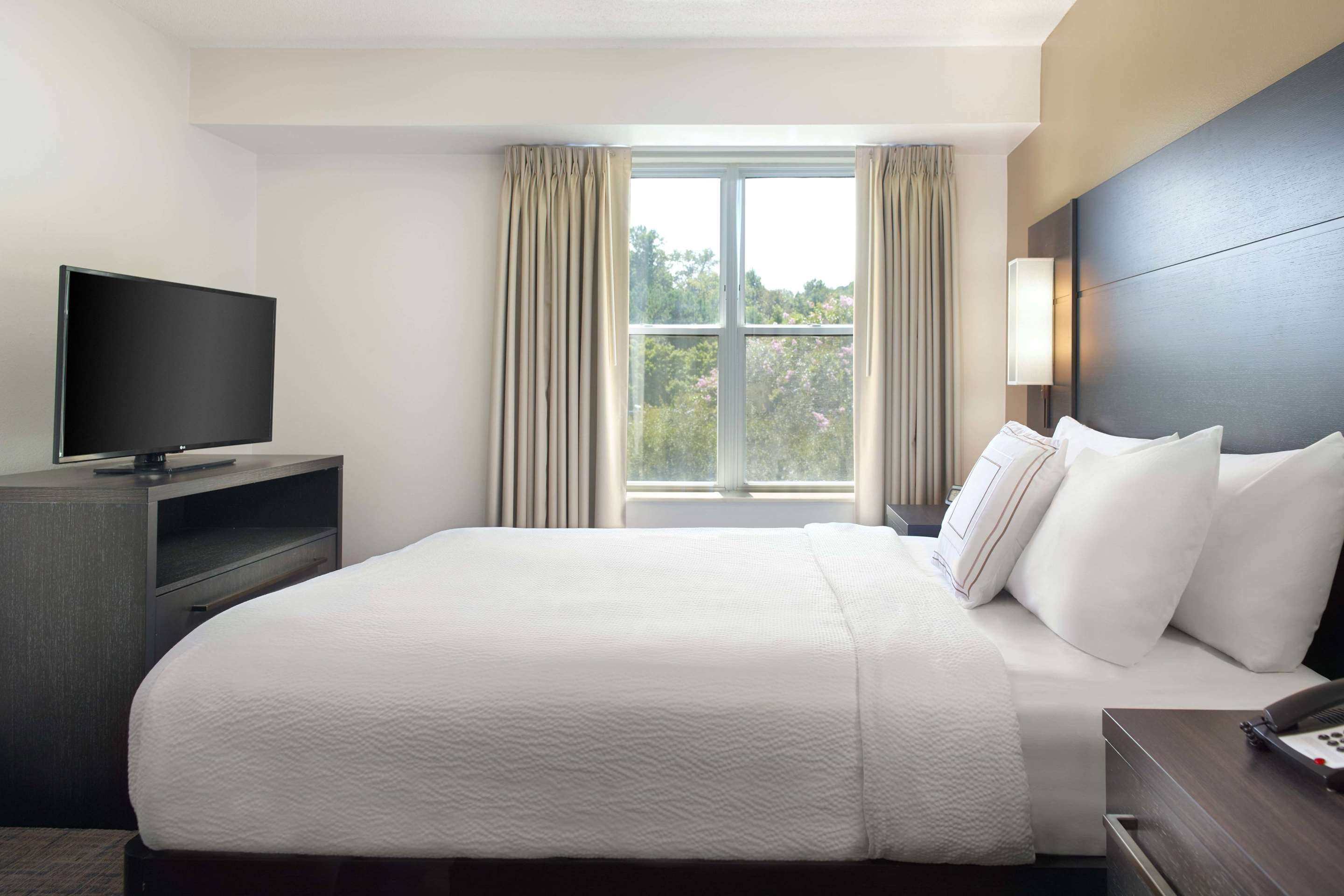 Two bedroom suite queen bedroom