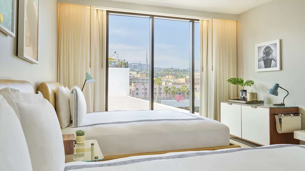 Guest photo