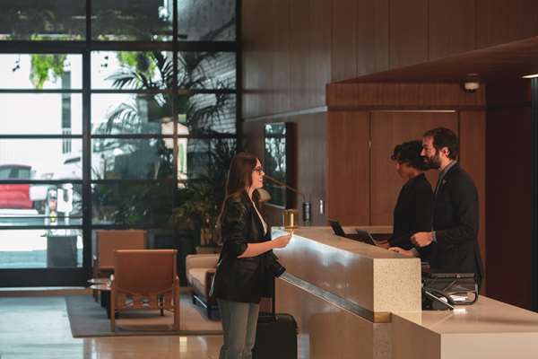  - Thompson Hotel Hollywood