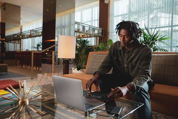  - Thompson Hotel Hollywood