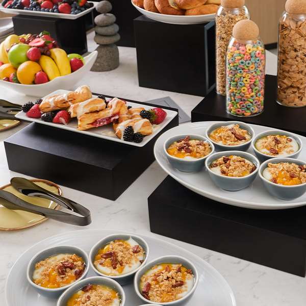 Amenities - Hilton Garden Inn Grapevine