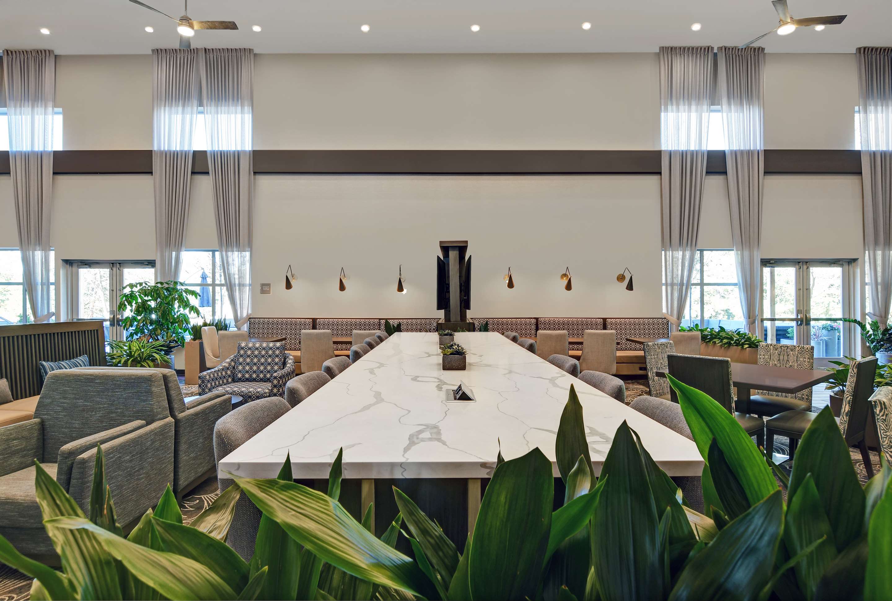 Lobby | Homewood Suites by Hilton Edison Woodbridge