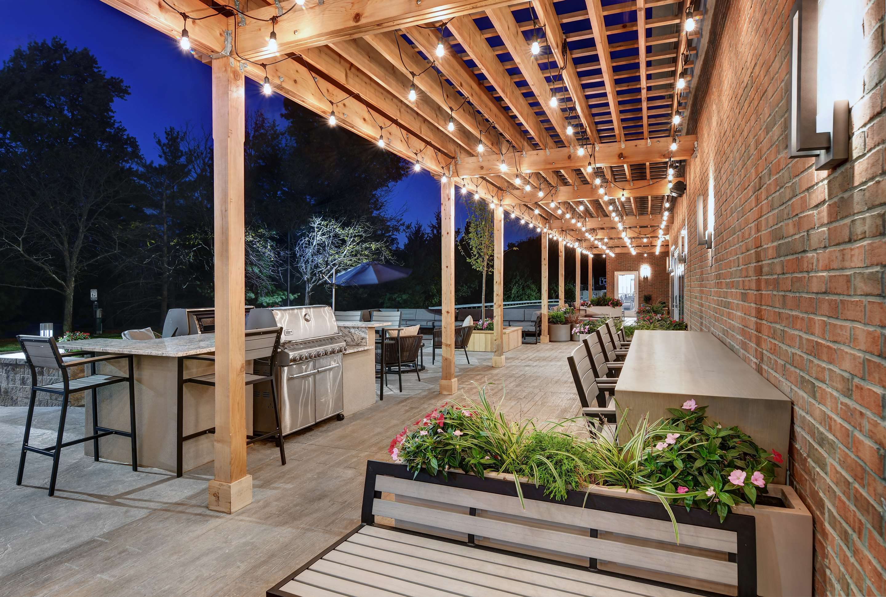 Restaurant | Homewood Suites by Hilton Edison Woodbridge