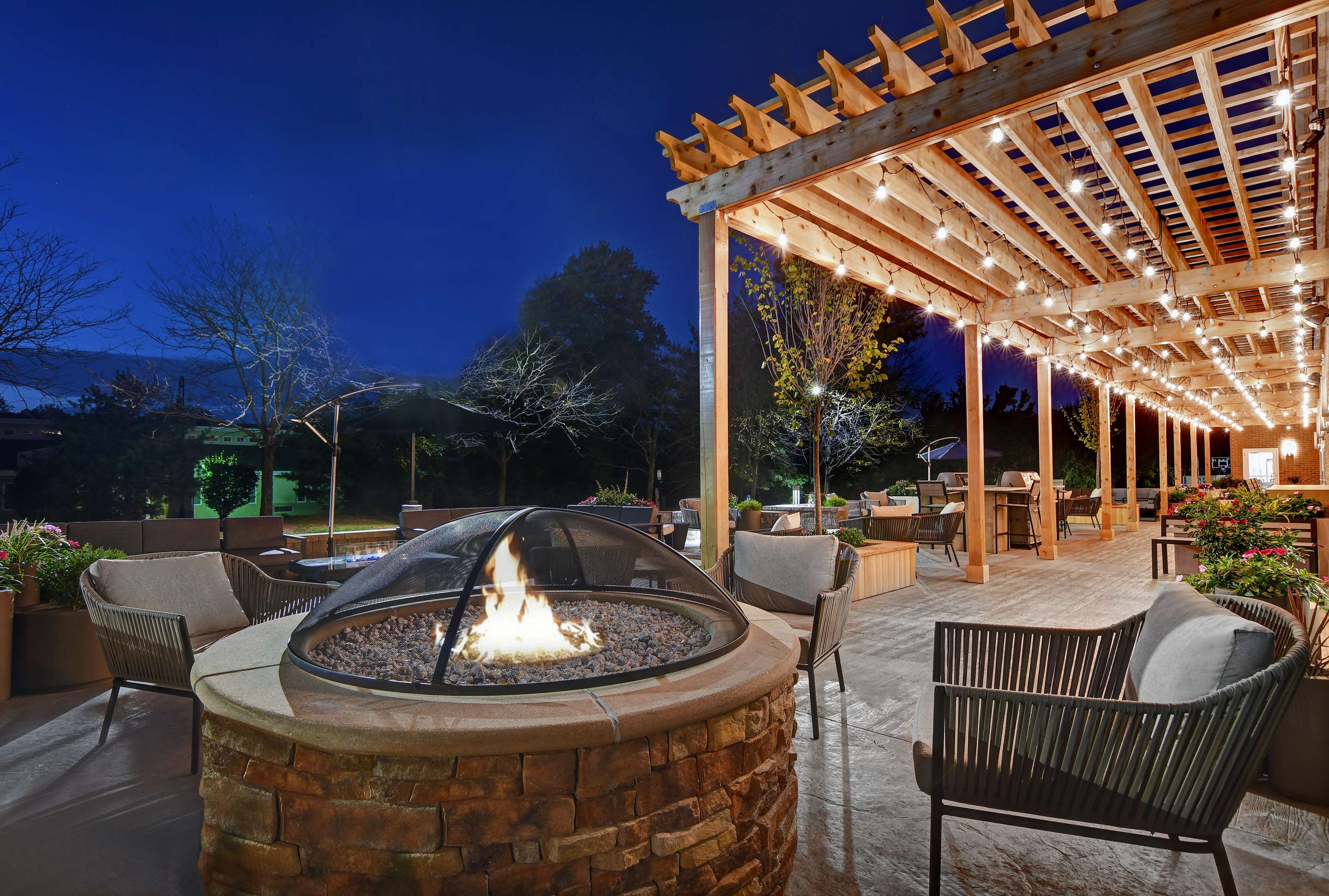 Restaurant | Homewood Suites by Hilton Edison Woodbridge