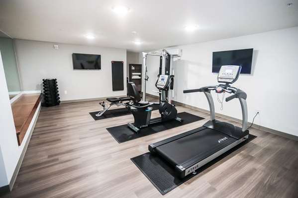 Fitness/ Exercise Room - Leavenworth Local Hotel