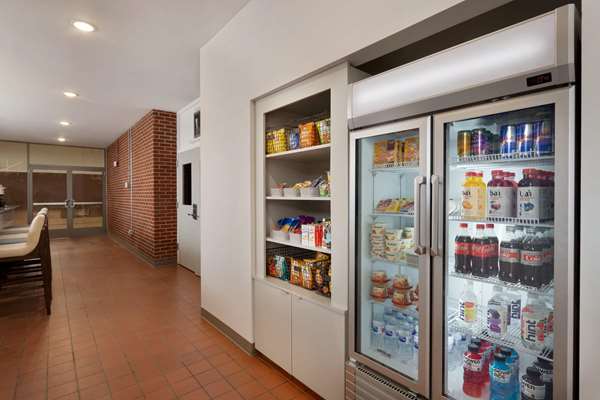  - Leavenworth Local Hotel