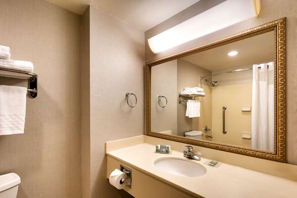  - Best Western Downtown Phoenix Hotel - I-10, Exit 145