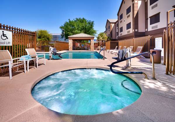 Pool - Best Western Downtown Phoenix Hotel - I-10, Exit 145