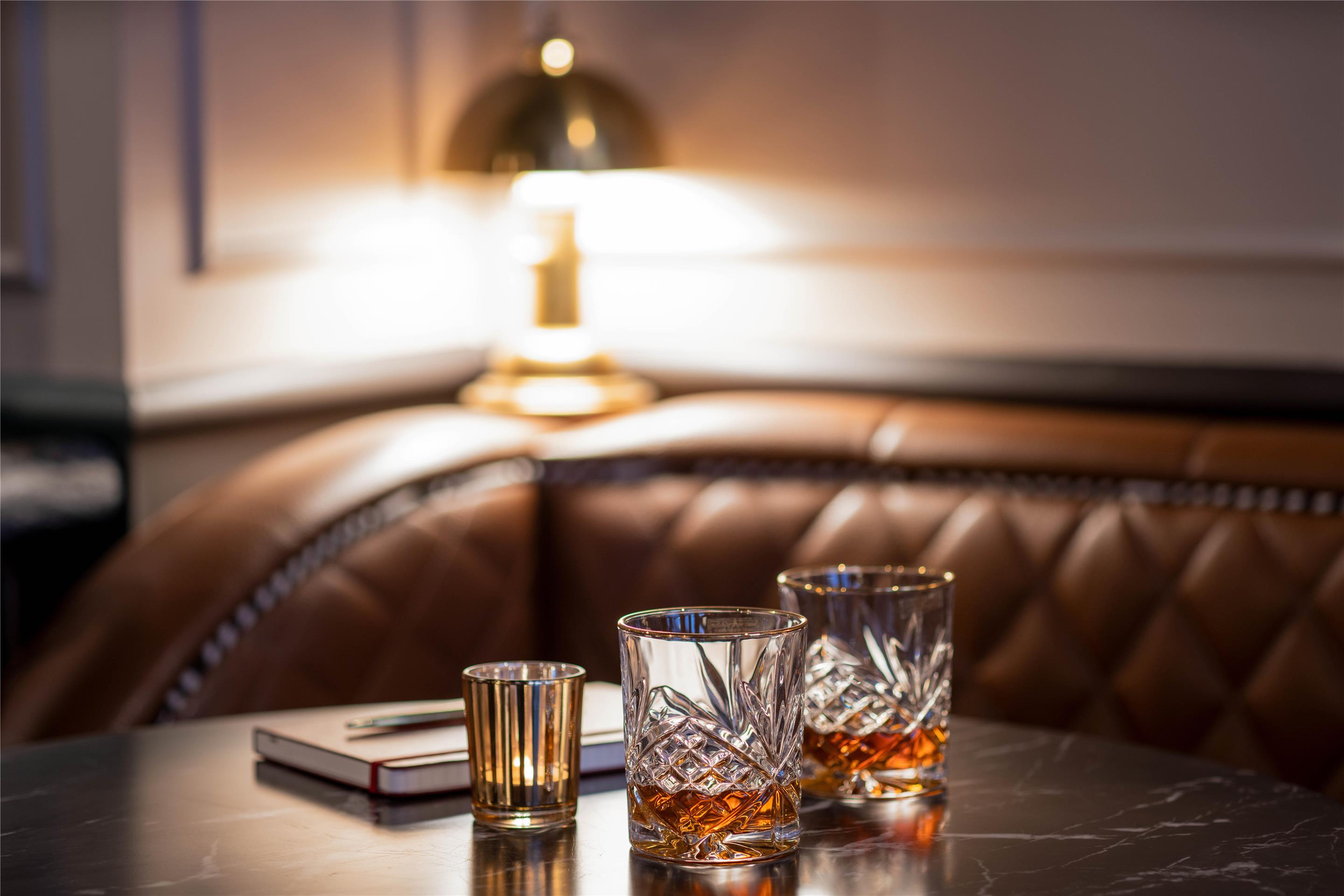 Lobby Bourbon Drinks | The Pelham Hotel