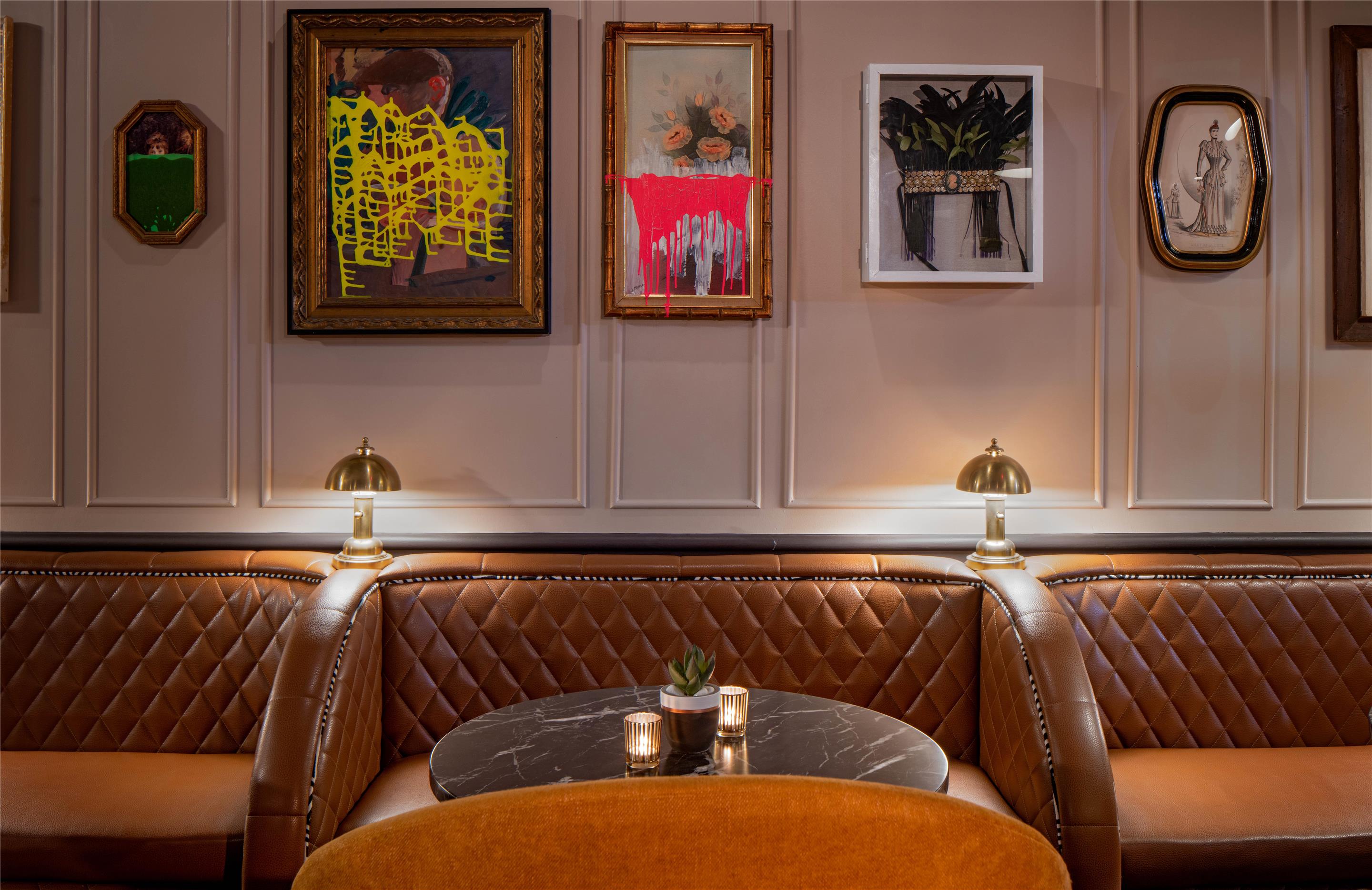 Lobby Seating Detail | The Pelham Hotel
