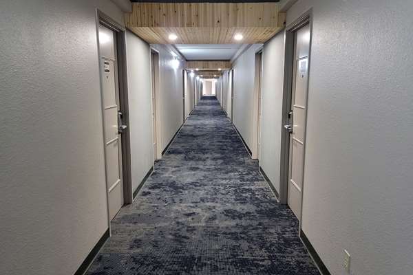  - Wingate by Wyndham Hotel Airport Wichita