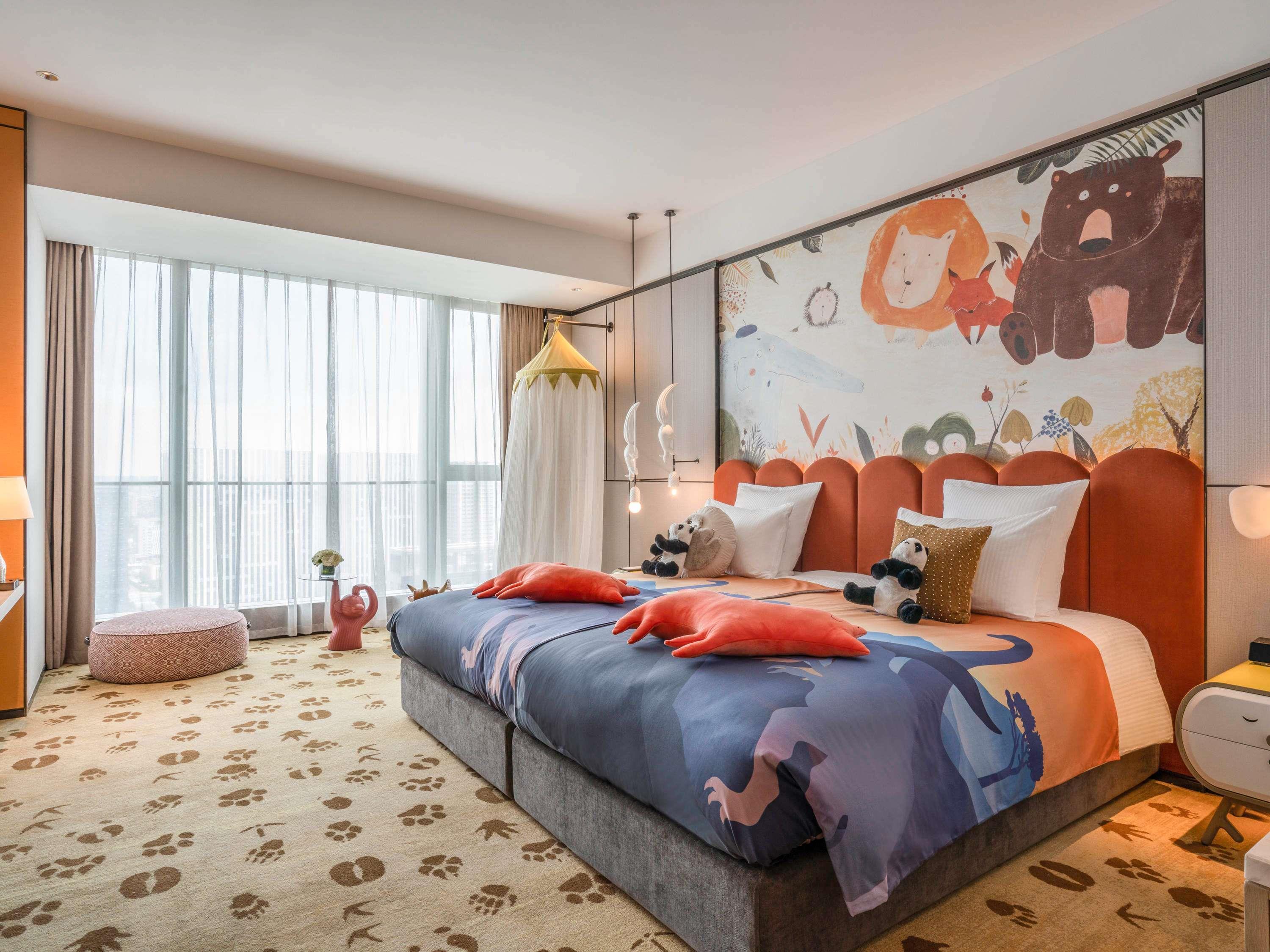 Pullman Jiaxing Pinghu Excellence Room Type - PREMIUM DELUXE FAMILY ROOM, 1 King Size Bed, High Floor