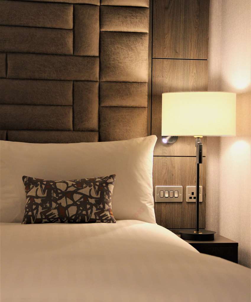 RIVER NESS HOTEL, RD INDIVIDUALS-guestroom-Guest Room,On-Site.jpg