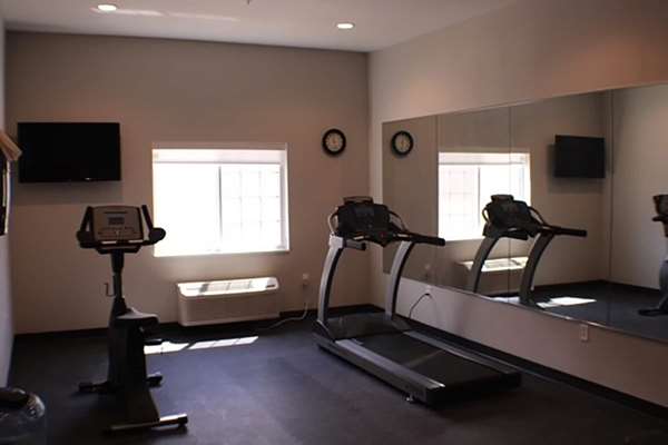 Fitness/ Exercise Room - Microtel Inn & Suites by Wyndham Liberty - I-35, Exit 17