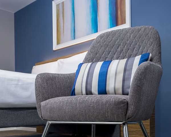 Guest Room,Guest Room Amenity,On-Site