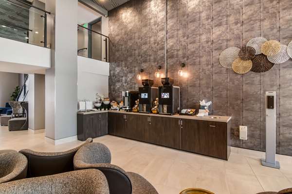 Amenities - Hourglass Hotel Bakersfield