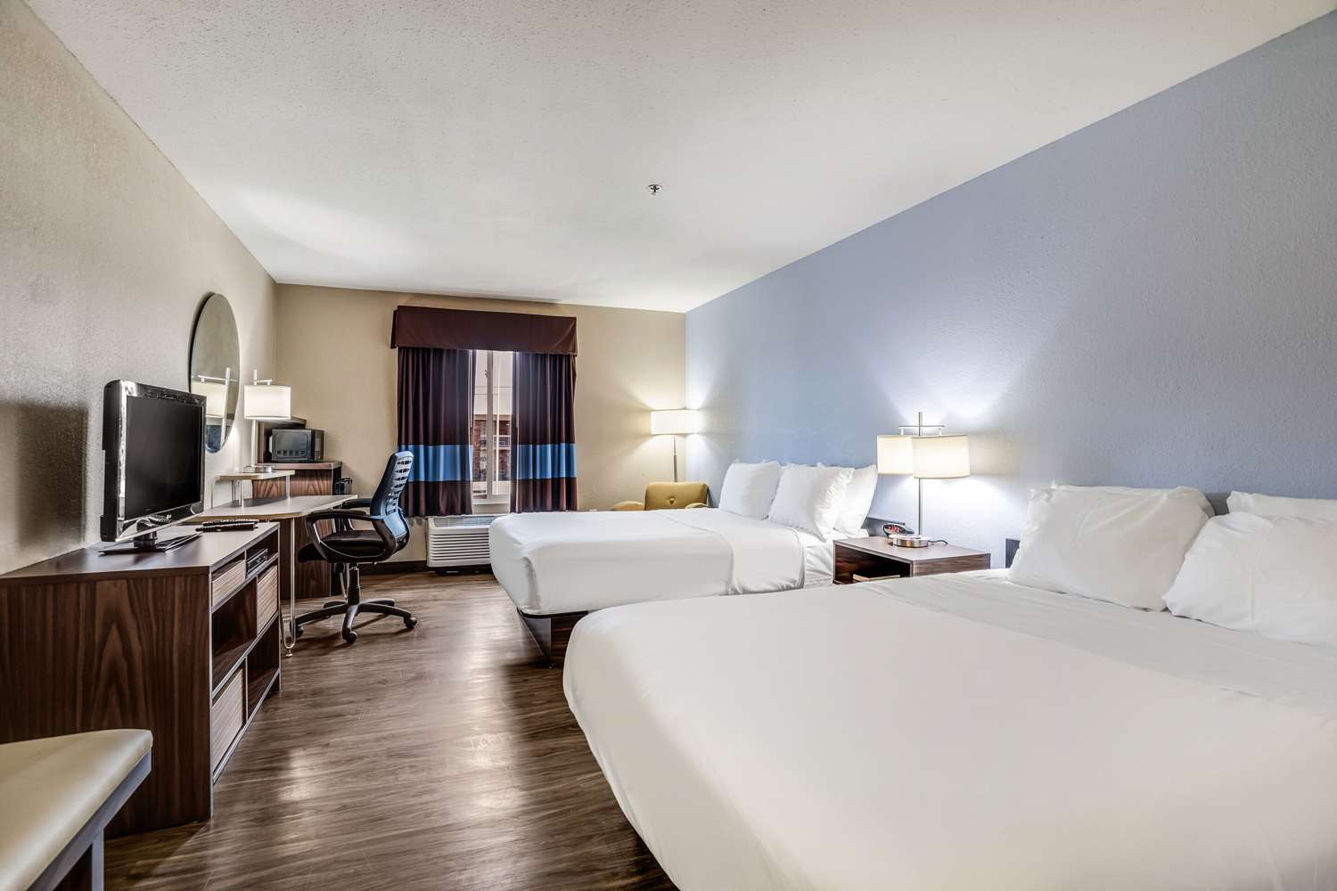 Quality Inn Calvert City I24 & I69, Exit 27, KY See Discounts