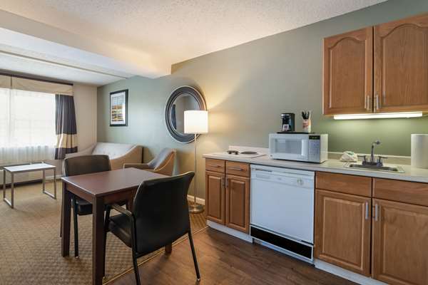 Suite - Quality Inn & Suites Auburn