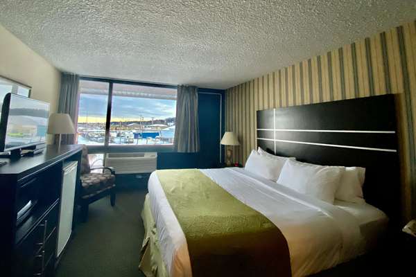  - Ramada Hotel Whitecourt