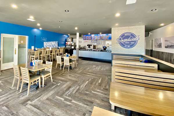 Restaurant - Ramada Hotel Whitecourt