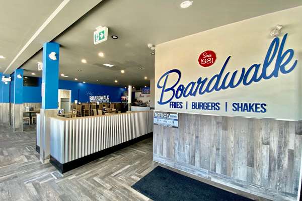 Restaurant - Ramada Hotel Whitecourt