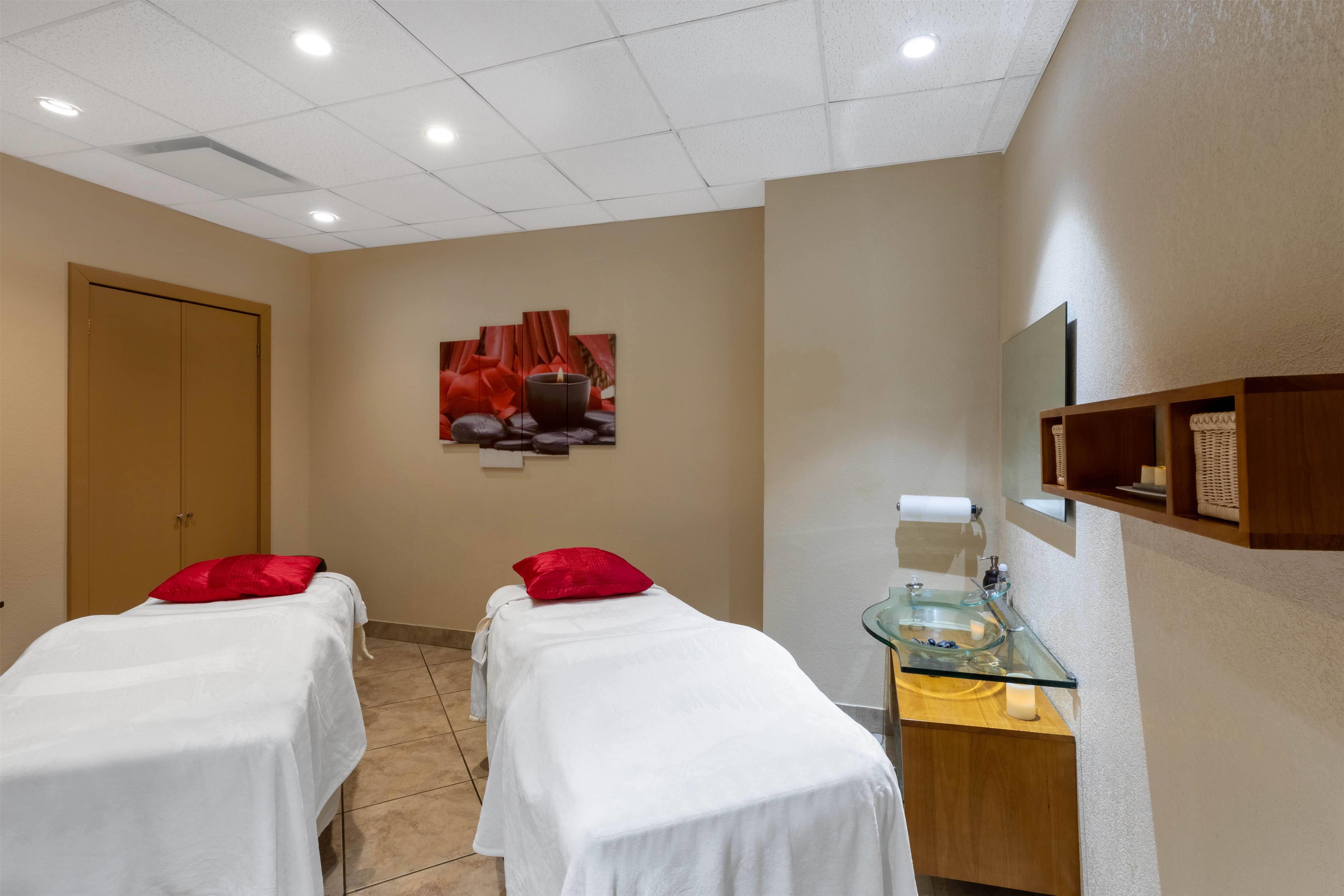 Health club fitness center gym | Wyndham Grand Oklahoma City Downtown