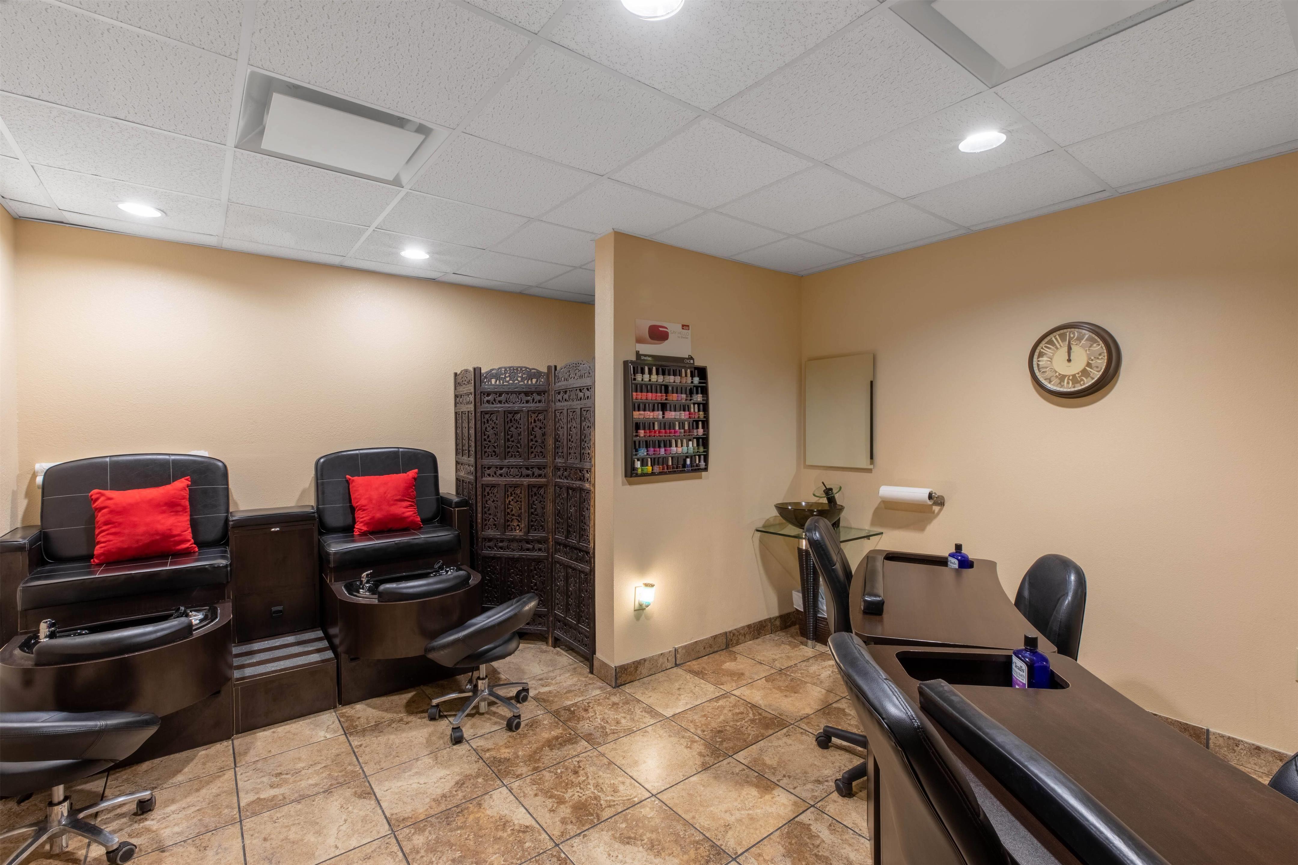 Health club fitness center gym | Wyndham Grand Oklahoma City Downtown