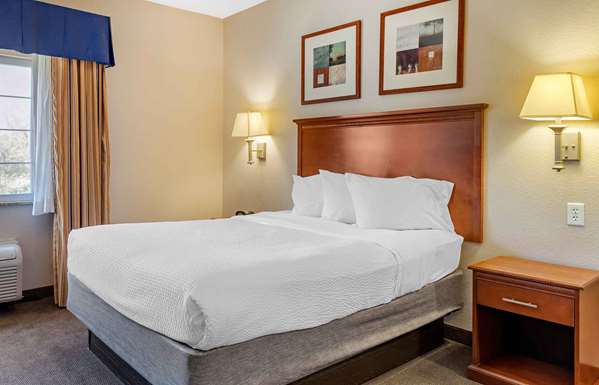  - Extended Stay America Suites Kingwood