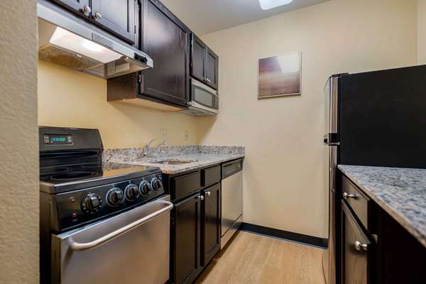  - Extended Stay America Suites West Dundee