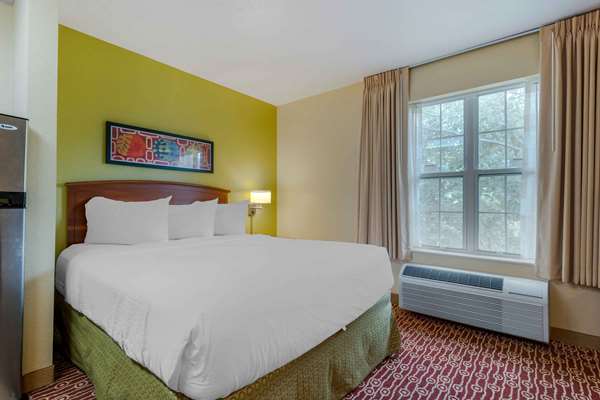  - Extended Stay America Suites West Dundee