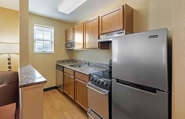  - Extended Stay America Suites Virginia Beach - I-264, Exit 15
