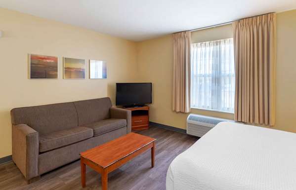  - Extended Stay America Suites Virginia Beach - I-264, Exit 15