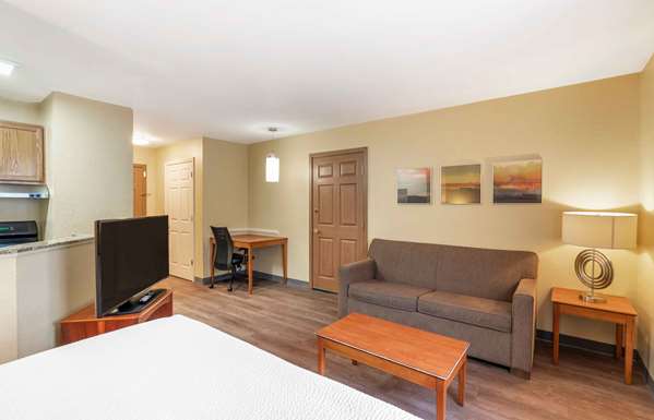  - Extended Stay America Suites Virginia Beach - I-264, Exit 15