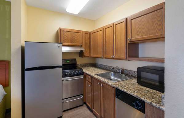  - Extended Stay America Suites Virginia Beach - I-264, Exit 15
