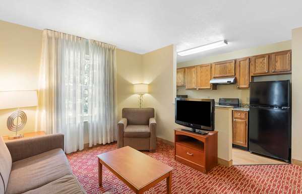  - Extended Stay America Suites Yorktown - I-64, Exit 256