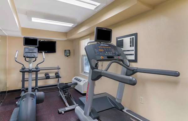 Fitness/ Exercise Room - Extended Stay America Suites Yorktown - I-64, Exit 256