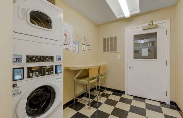  - Extended Stay America Suites Chantilly