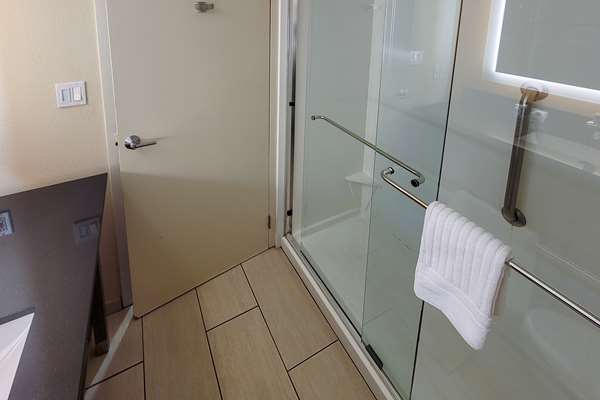  - Comfort Suites Alpharetta