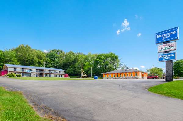 Exterior view - Rodeway Inn Church Hill