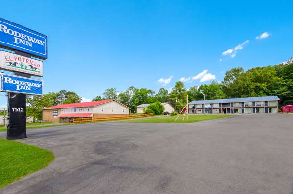 Exterior view - Rodeway Inn Church Hill