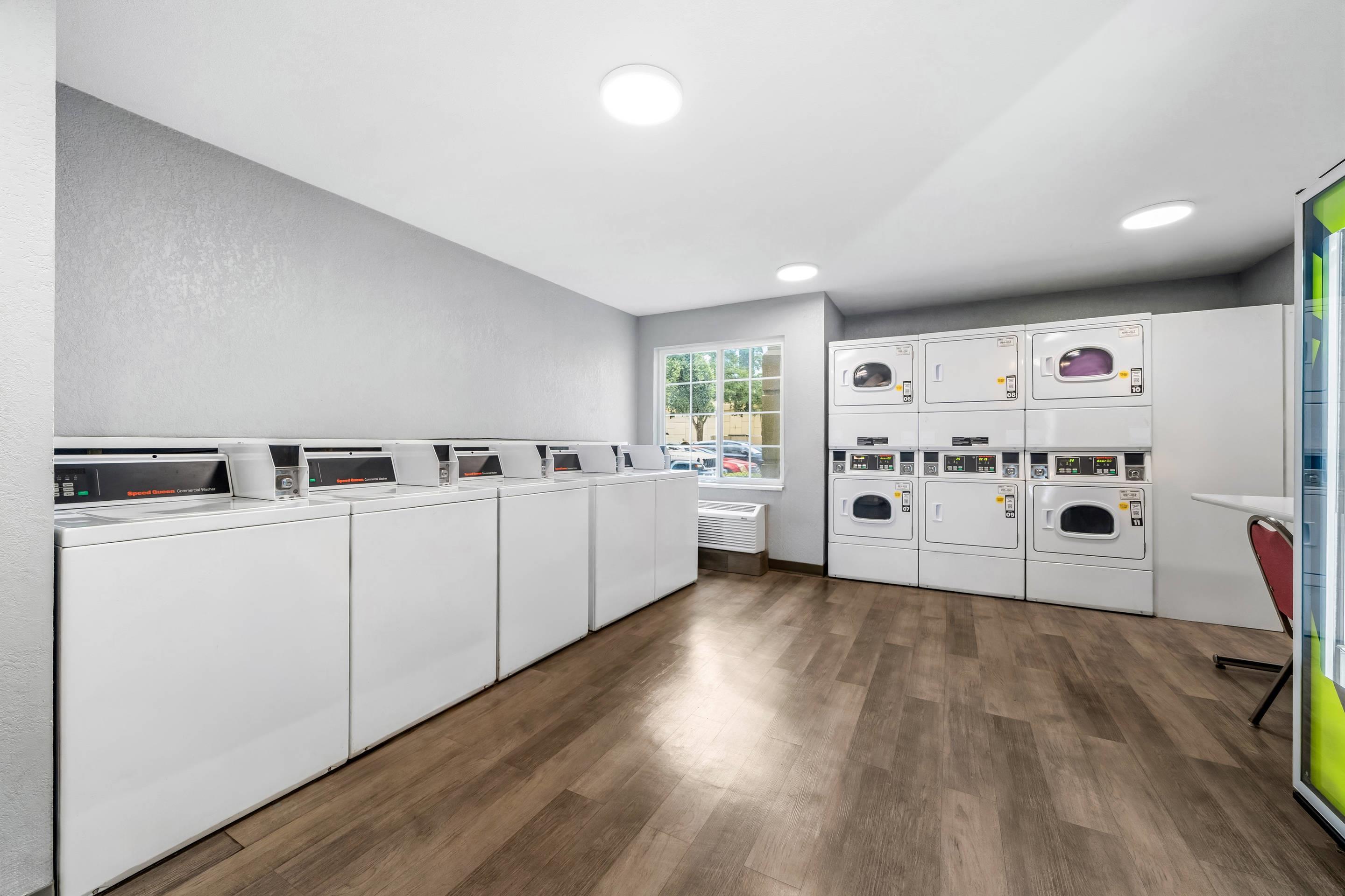 Guest laundry facilities | MainStay Suites Orlando Altamonte Springs