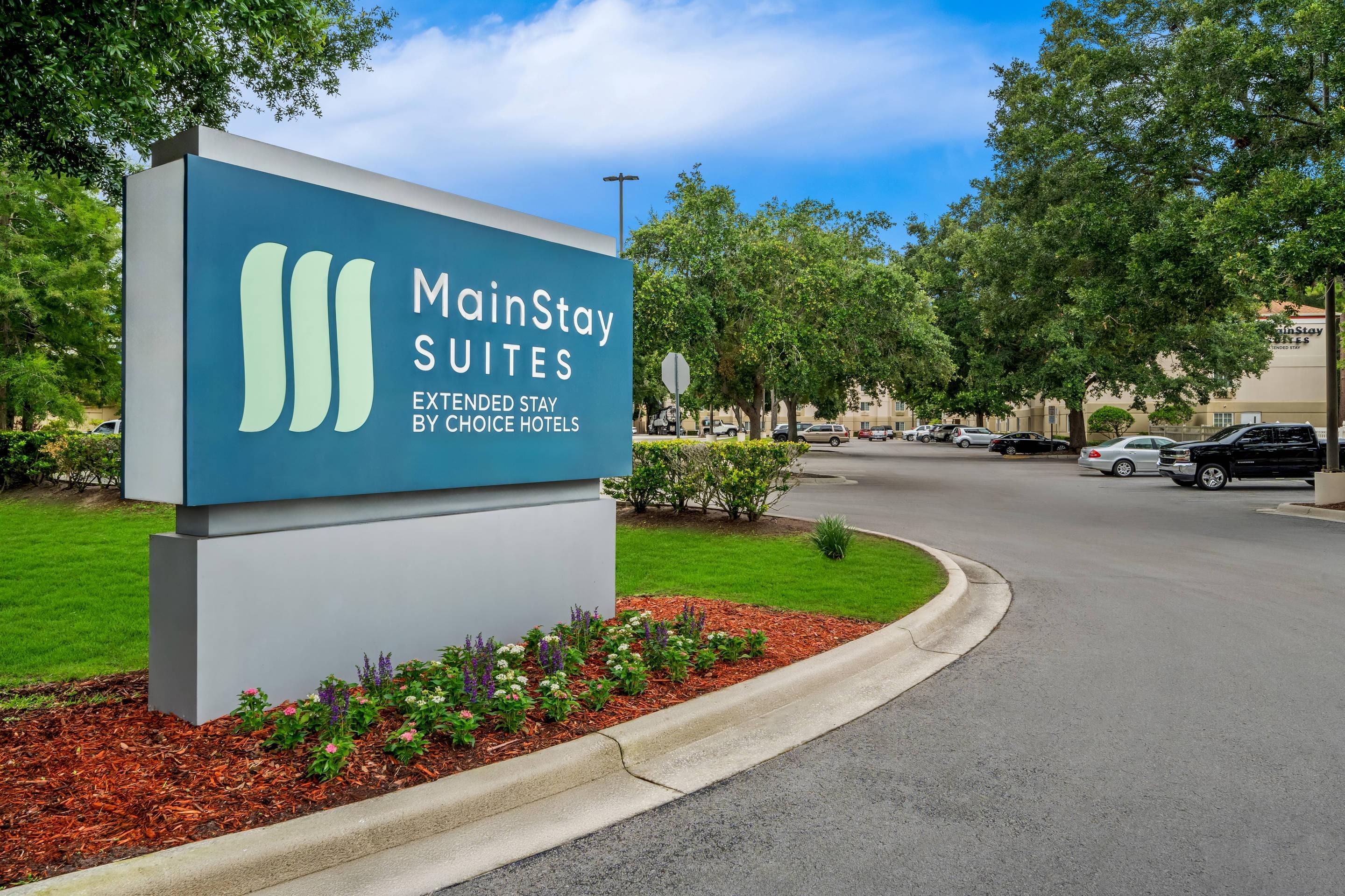 Hotel exterior | MainStay Suites Orlando Altamonte Springs