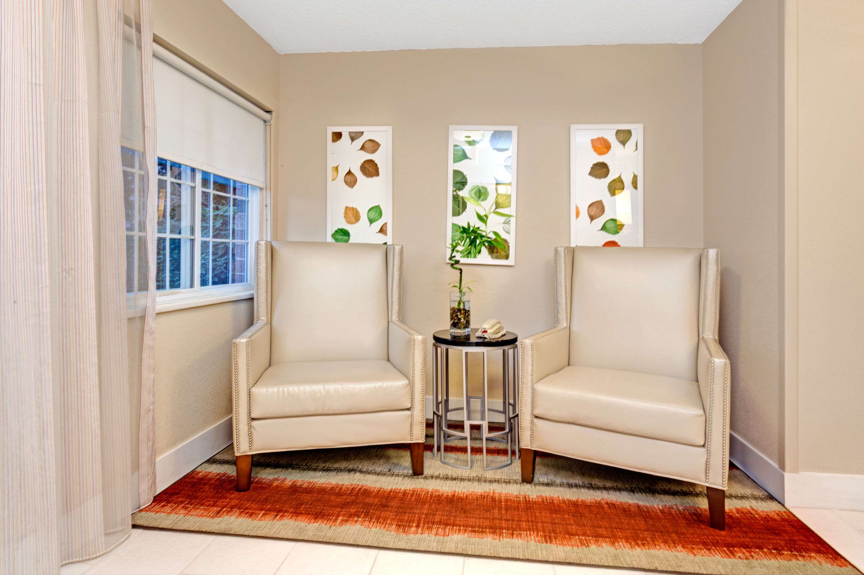 Hotel lobby | MainStay Suites Chicago Hoffman Estates