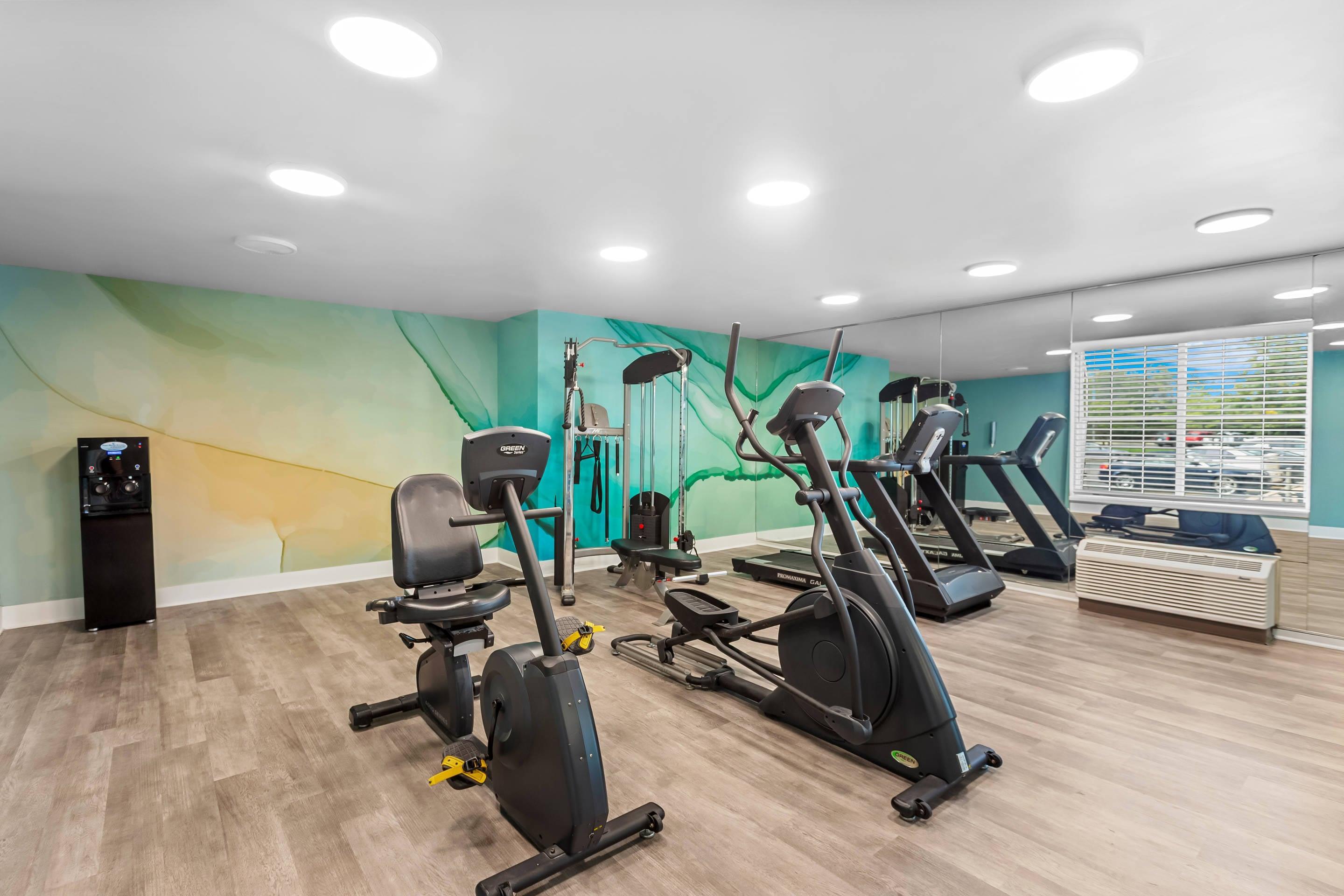 Fitness center | MainStay Suites Chicago Hoffman Estates