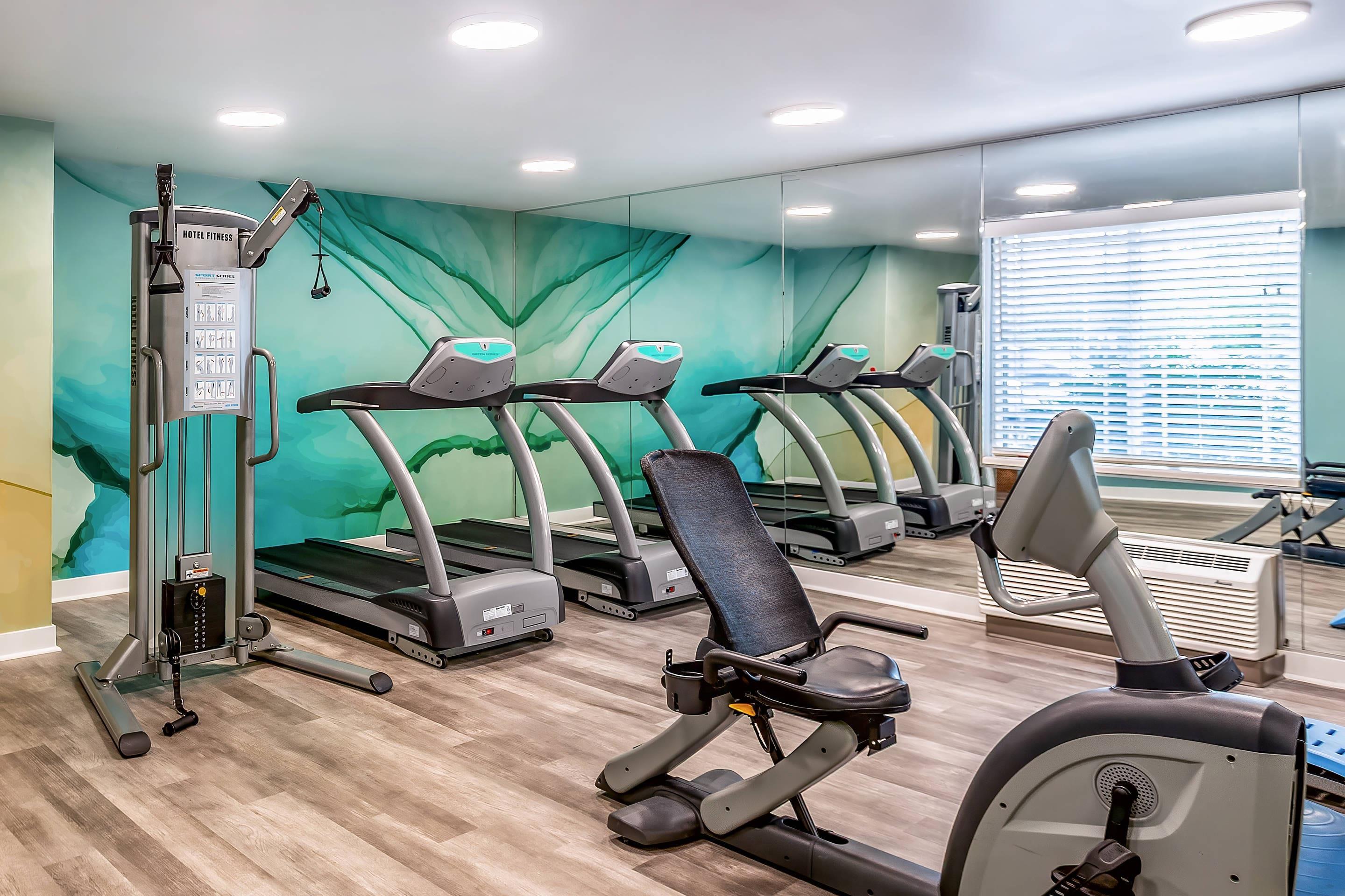 Exercise room | MainStay Suites Chicago Schaumburg