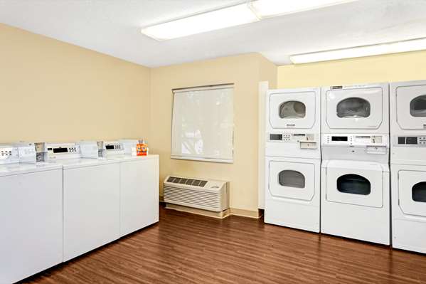 Amenities - MainStay Suites Wheeling