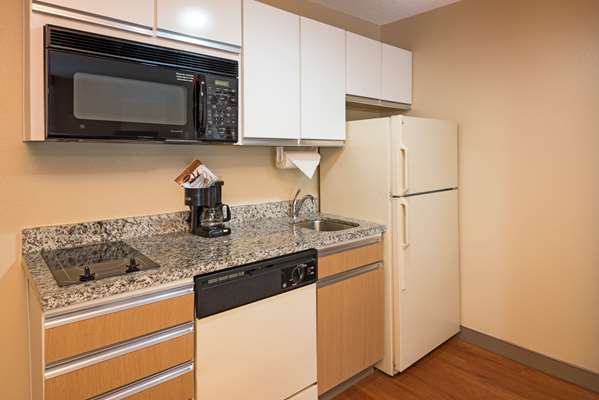  - MainStay Suites Jeffersontown - I-64, Exit 17