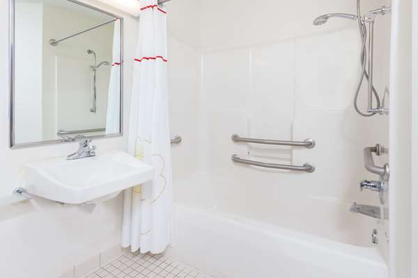  - MainStay Suites Jeffersontown - I-64, Exit 17