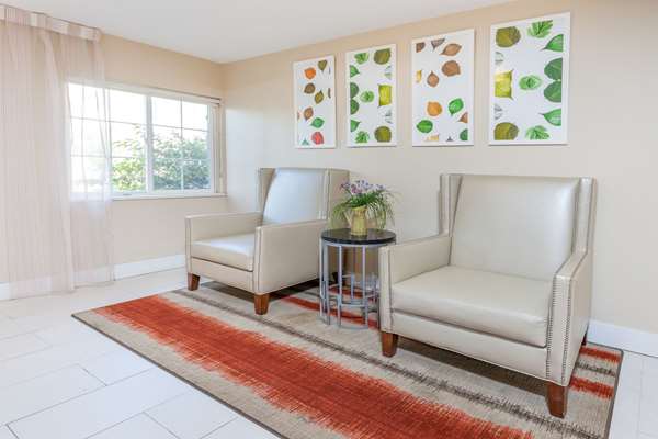  - MainStay Suites Auburn Hills - I-75, Exit 79